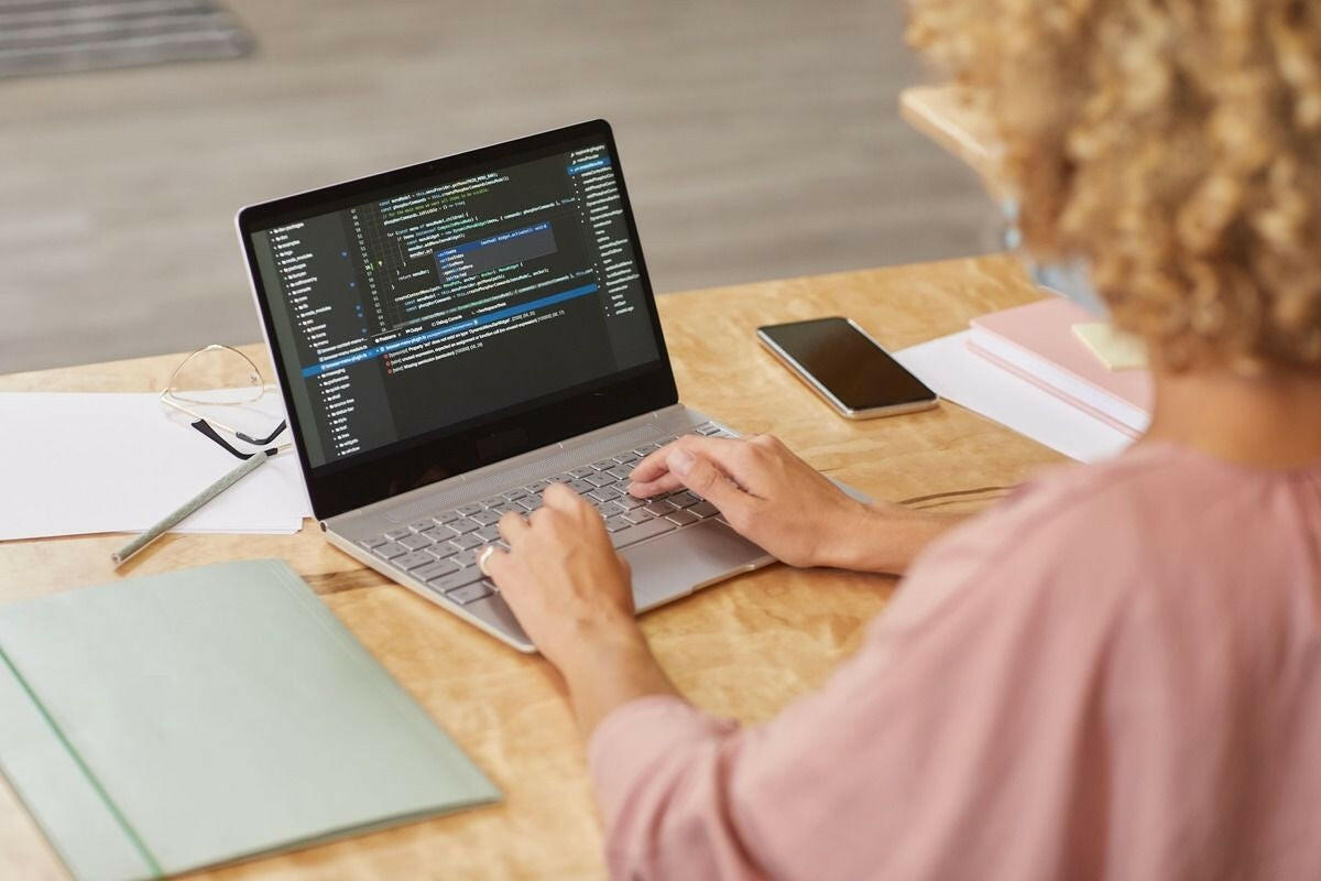 Cybersecurity for Businesses - The Fundamental Edition.