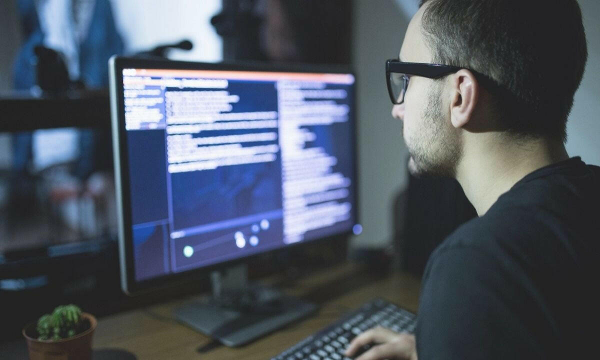 Linux 32-Bit Reverse Engineering Course | CodeRed